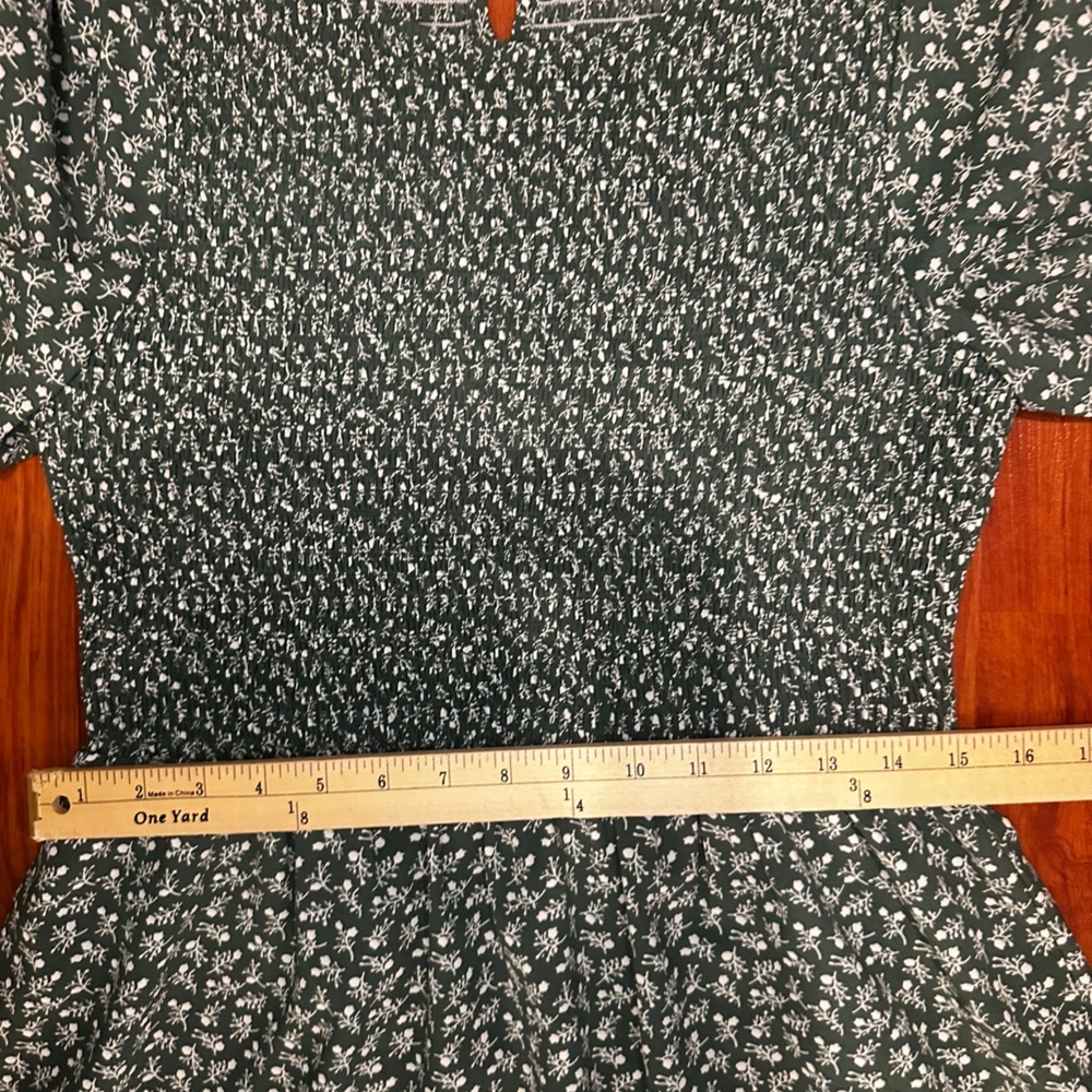 Zattcas Smocked top Olive Patterned Maxi Dress size L - Picture 7 of 13